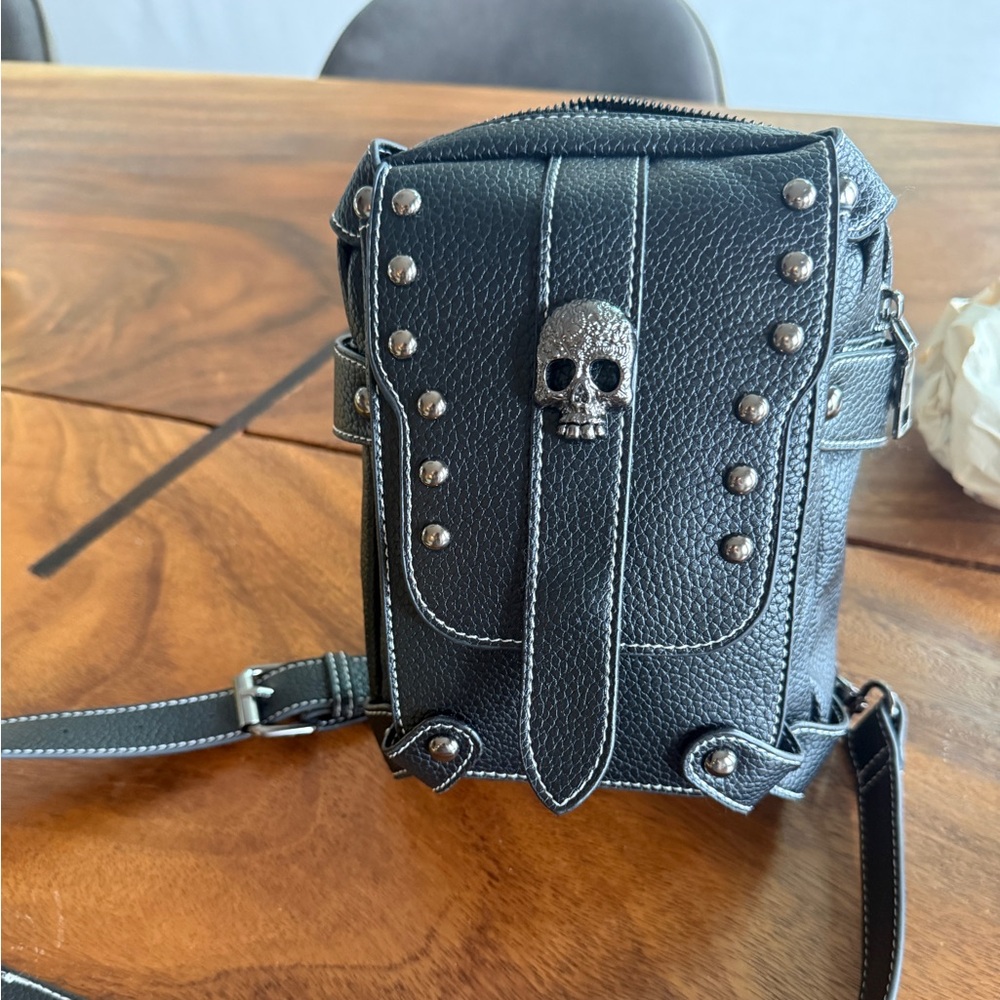 Black Skull Studded Men's Bag